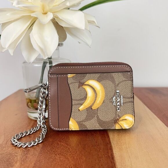 NWT Coach Zip Card Case In Signature Canvas With Banana Print - Picture 7 of 7